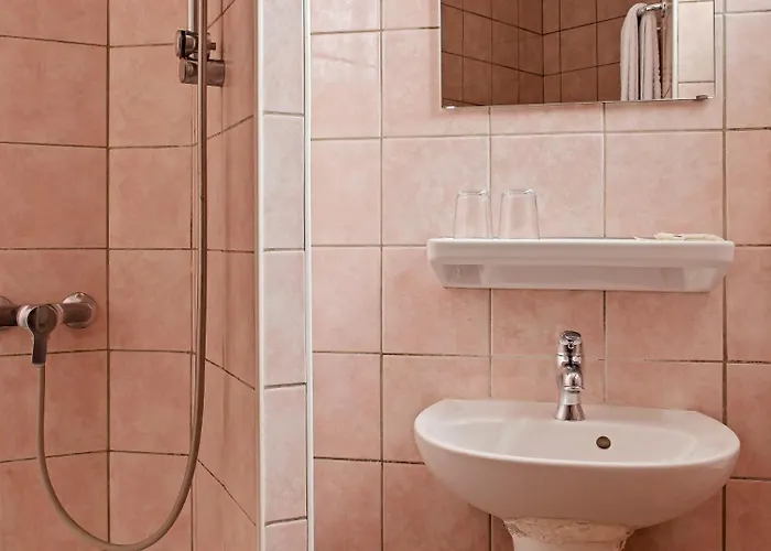 De La Comete Párizs