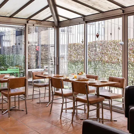 De La Comete Hotel