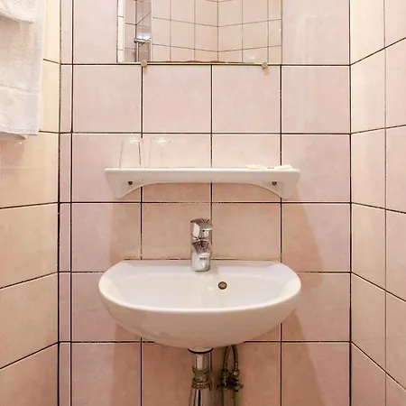 De La Comete Отель